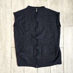 W By Worth Wool Black Zip Vest Large